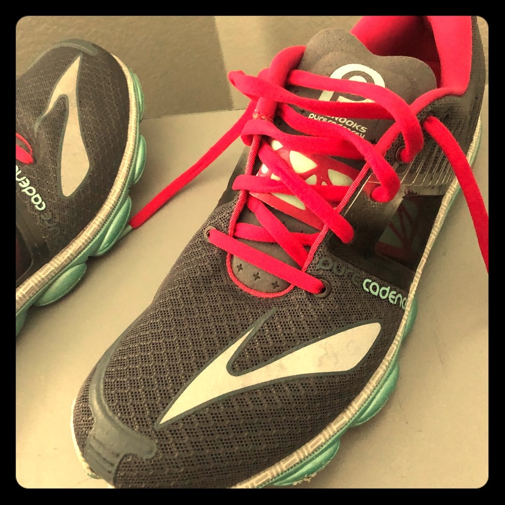 Brooks Pure Cadence 4 size 10 running shoe